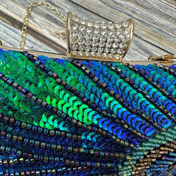 Multicolored Peacock Evening Bridal Wedding Party Shoulder/wrislet/clutch NWOT​